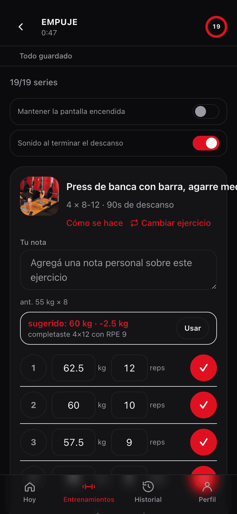 Pantalla real de la app: entrenamiento Empuje con series, peso y repeticiones registrados